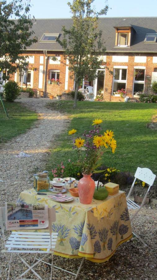Les Trois Pommiers Bed and Breakfast Sommery Exterior foto